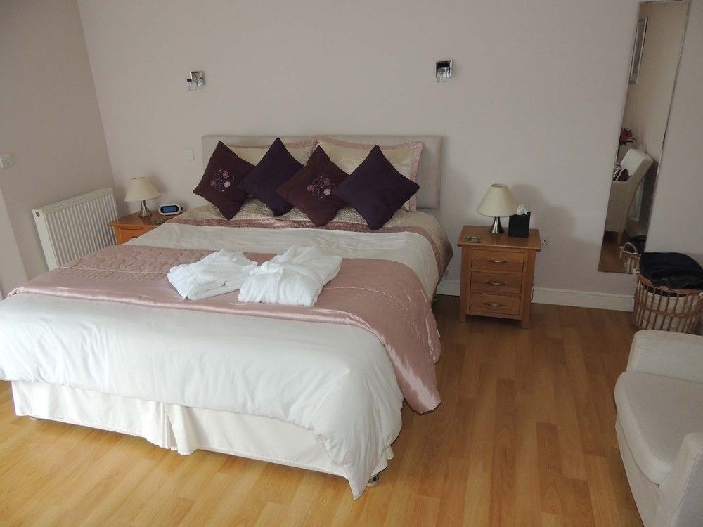The Manor Coach House Hotell Hindlip Exteriör bild